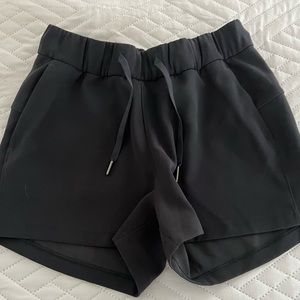 Lululemon black shorts 4